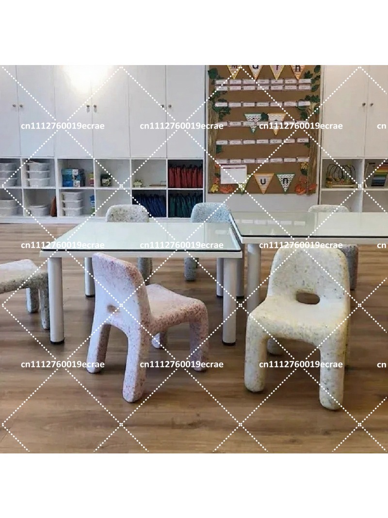 Conjunto de Mesa e Cadeiras de - Kids Outdoor Table And Chair Set avaliação e preço